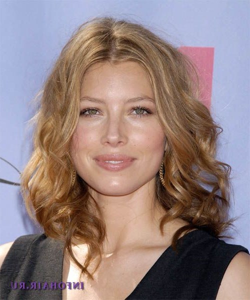 Джессика Бил