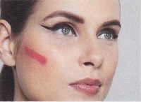 Как правильно нанести румяна