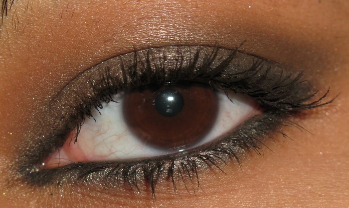 Как связаны цвет глаз и характер человека? Как связаны цвет глаз и характер человека?