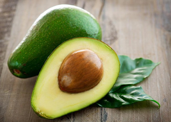 Как вырастить авокадо из косточки в домашних условиях Как вырастить авокадо из косточки в домашних условиях