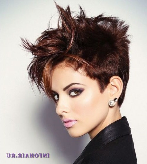 Короткие стрижки 2016 - фото модных причесок для нового сезона Короткие стрижки 2016 - фото модных причесок для нового сезона