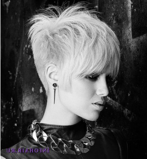 Короткие стрижки 2016 - фото модных причесок для нового сезона Короткие стрижки 2016 - фото модных причесок для нового сезона