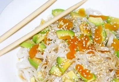 Салат из авокадо и кураги Салат из авокадо и кураги