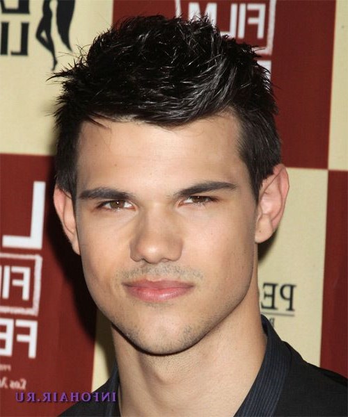 Тэйлор Лотнер