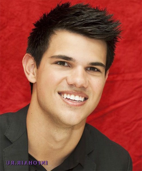 Тэйлор Лотнер